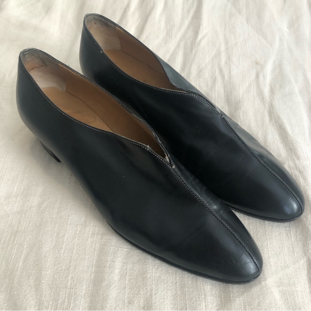 Hermes leather loafers, black, EUC - Picture 2 of 16